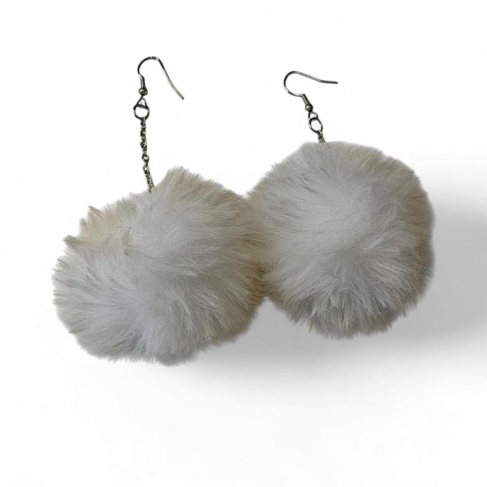 White Faux‎ Fur Pom Pom Dangle Earrings